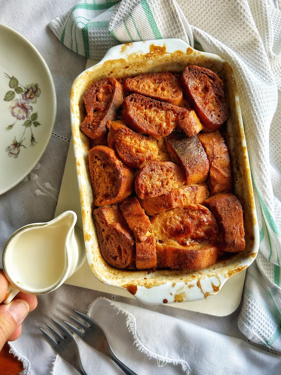 DI NUOVO CON LA DIVINA NIGELLA, ANZI CON SUA NONNA ! PUDDING DI PANE E